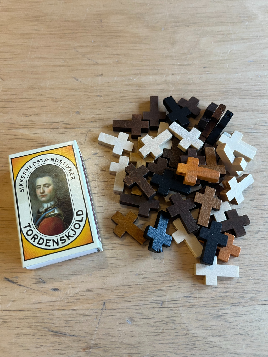 Kors til æsker